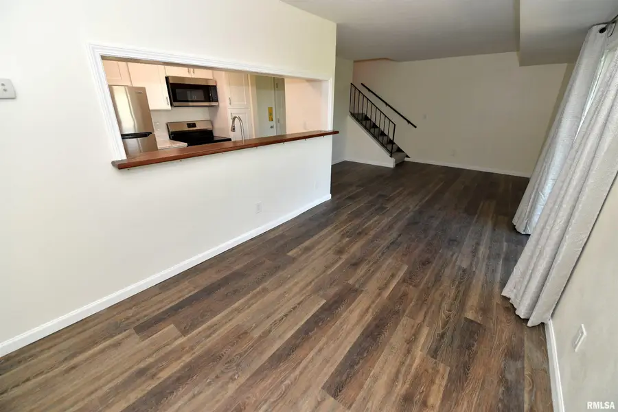 3207 W Willow Knolls Road #66C, Peoria, IL 61614 - Image #2