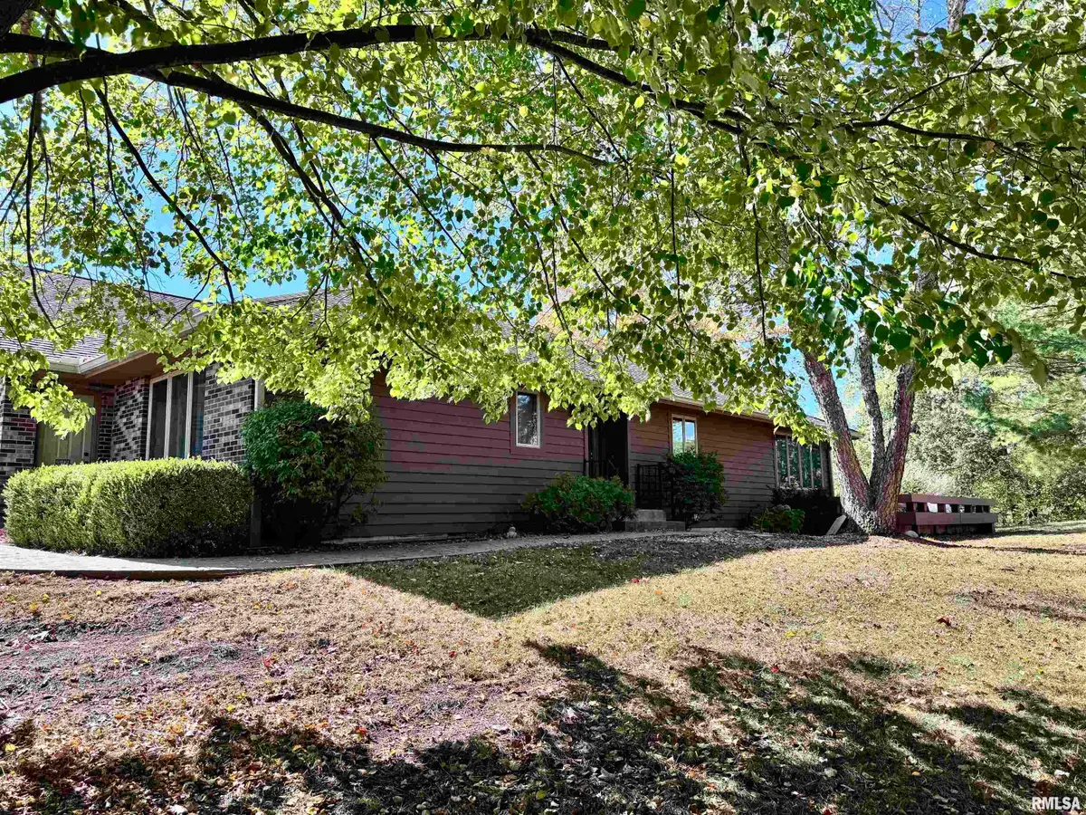 1005 Bayberry Lane, Macomb, IL 61455 - #1