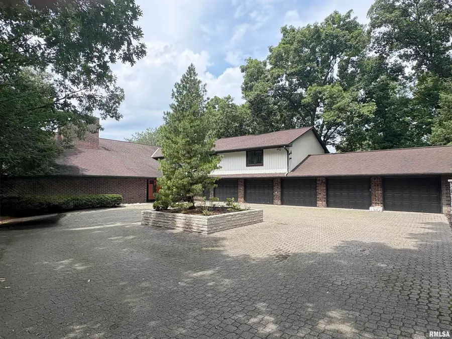 3250 W Westport Road, Peoria, IL 61615 - Image #2