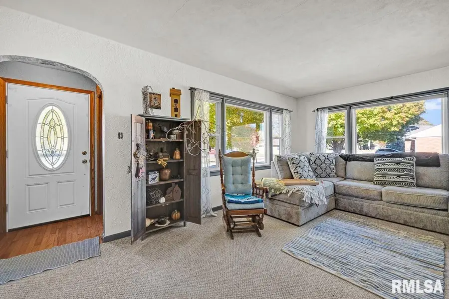 116 Jibben Street, Green Valley, IL 61534 - Image #2