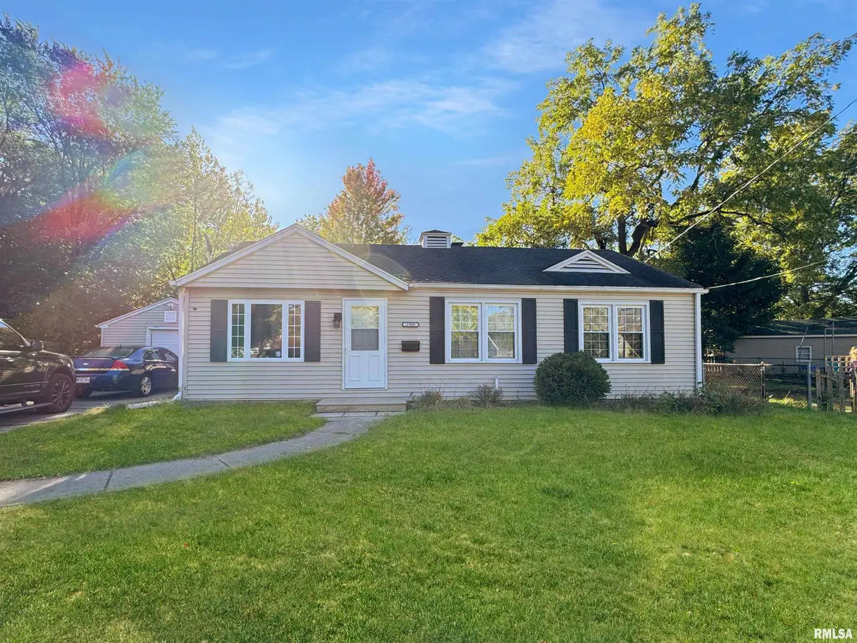 2908 N Saint Philomena Court, Peoria, IL 61604 - Image #1