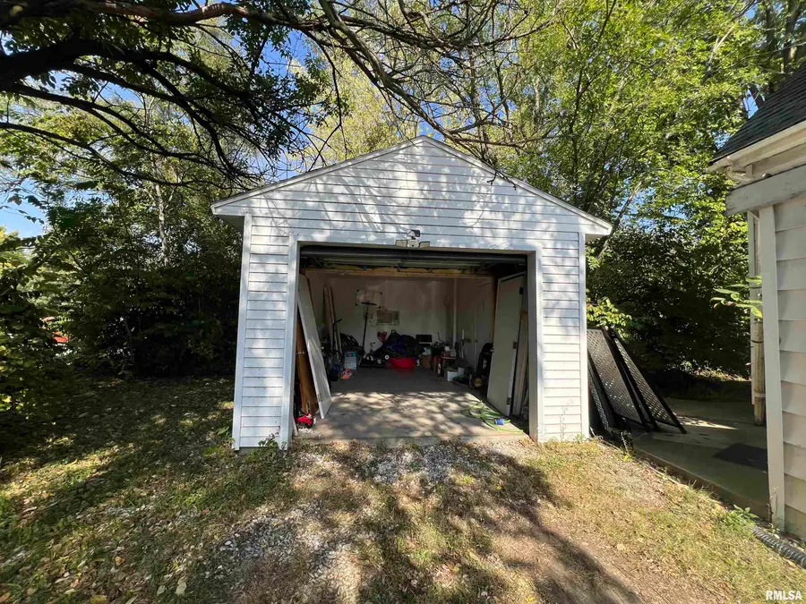 332 W Calhoun Street, Macomb, IL 61455 - Image #3