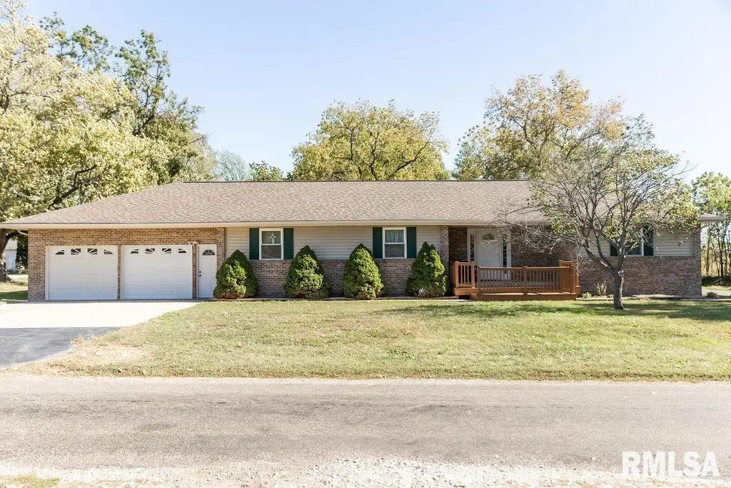 601 Lincoln Avenue, Saint David, IL 61563 - Image #1