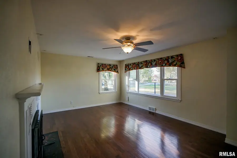 1634 W Alta Road, Peoria, IL 61615 - Image #2