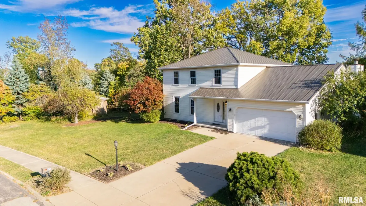 414 W Timber Ridge Drive, Peoria, IL 61615 - Image #1