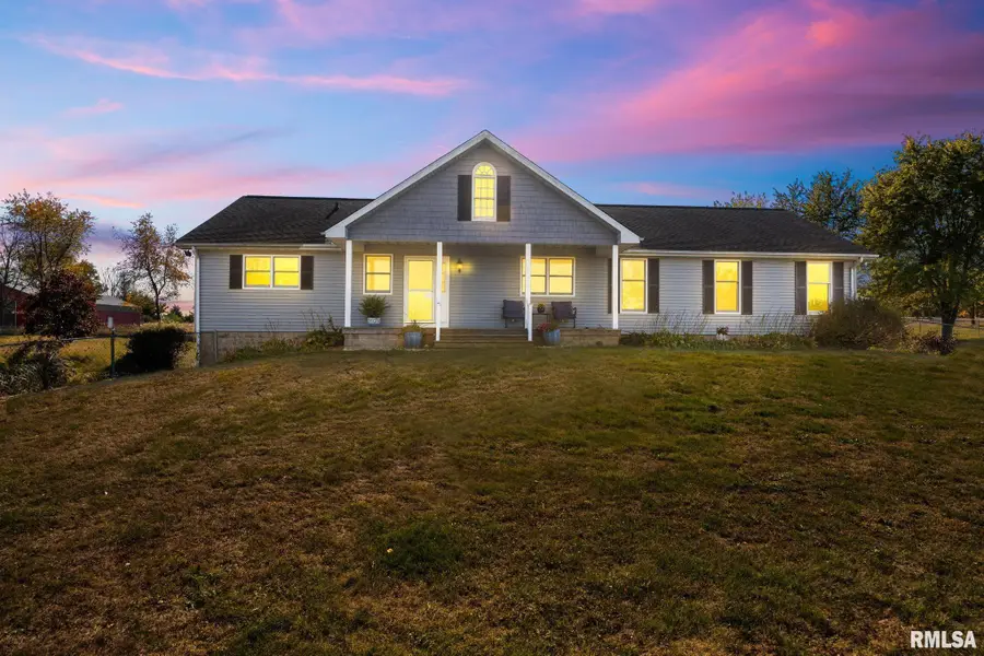 16202 W Cottonwood Road, Elmwood, IL 61529 - Image #3