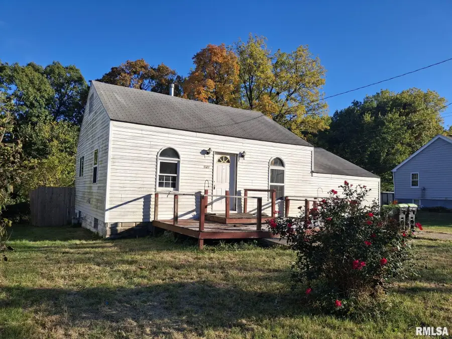 120 Gerber Court, Creve Coeur, IL 61610 - Image #3