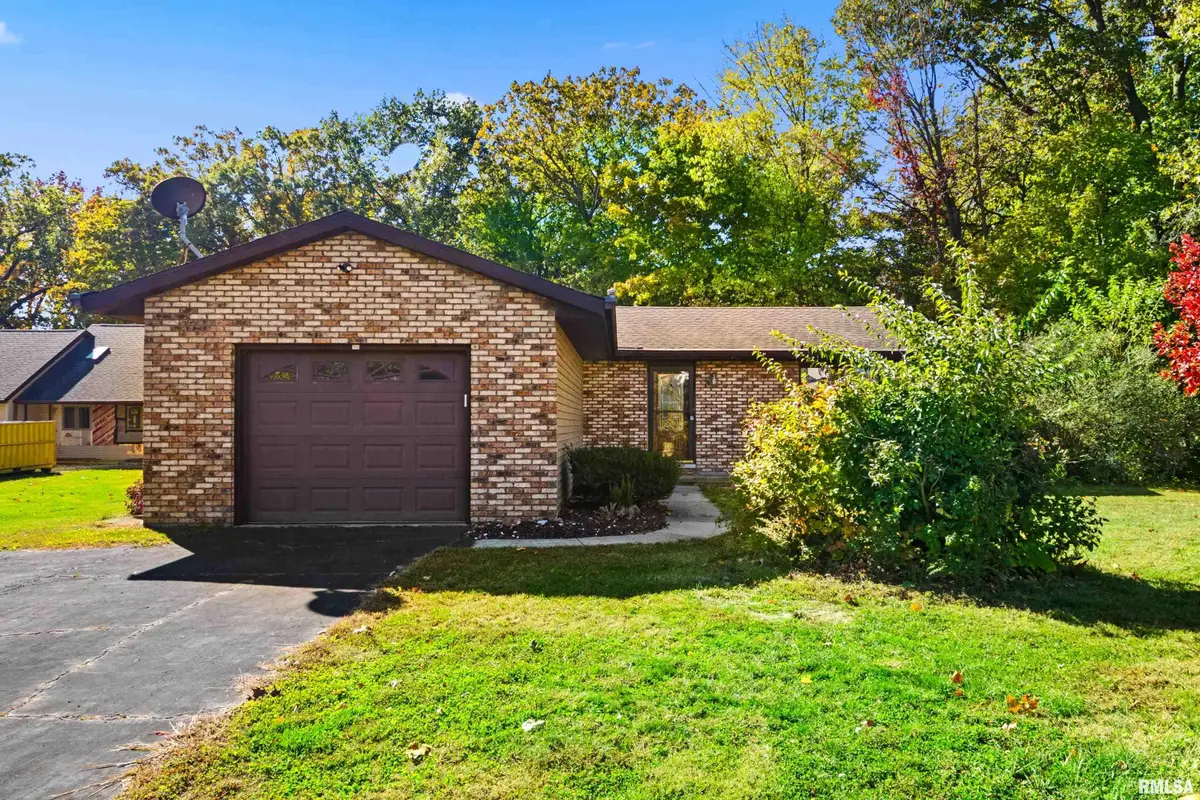 140 Shoshone Drive, East Peoria, IL 61611 - Image #1