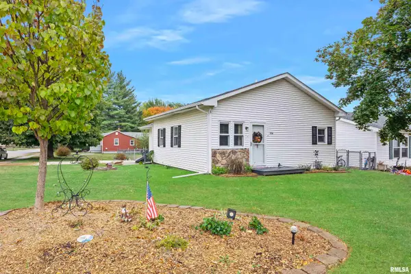 304 S Main Street, Bellevue, IL 61604