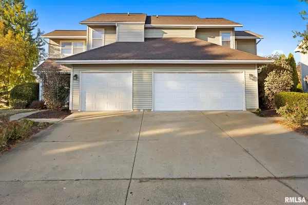 1101 Eisenhower Drive, Pekin, IL 61554