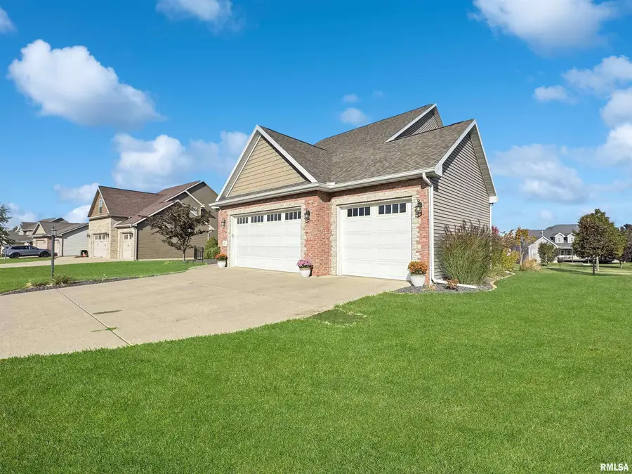 720 Westminster Drive, Washington, IL 61571 - Image #3
