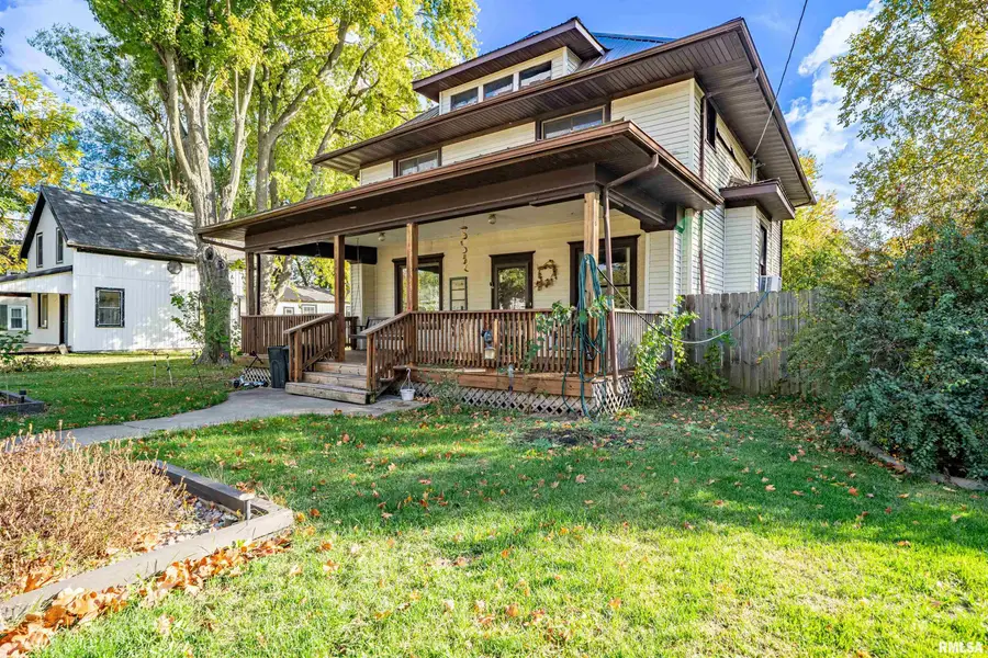 604 E 3rd Street, Delavan, IL 61734 - Image #2