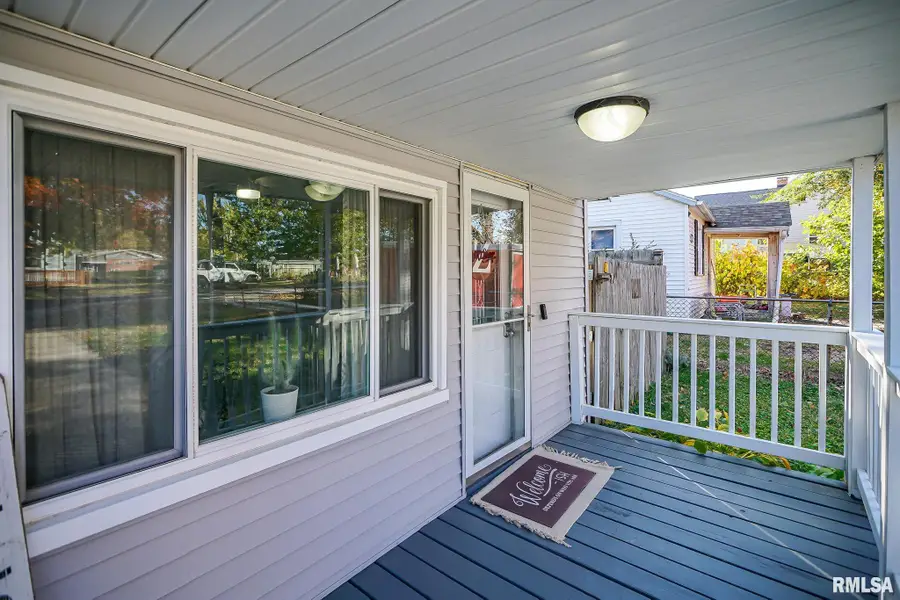 312 Carola Street, Creve Coeur, IL 61610 - Image #2