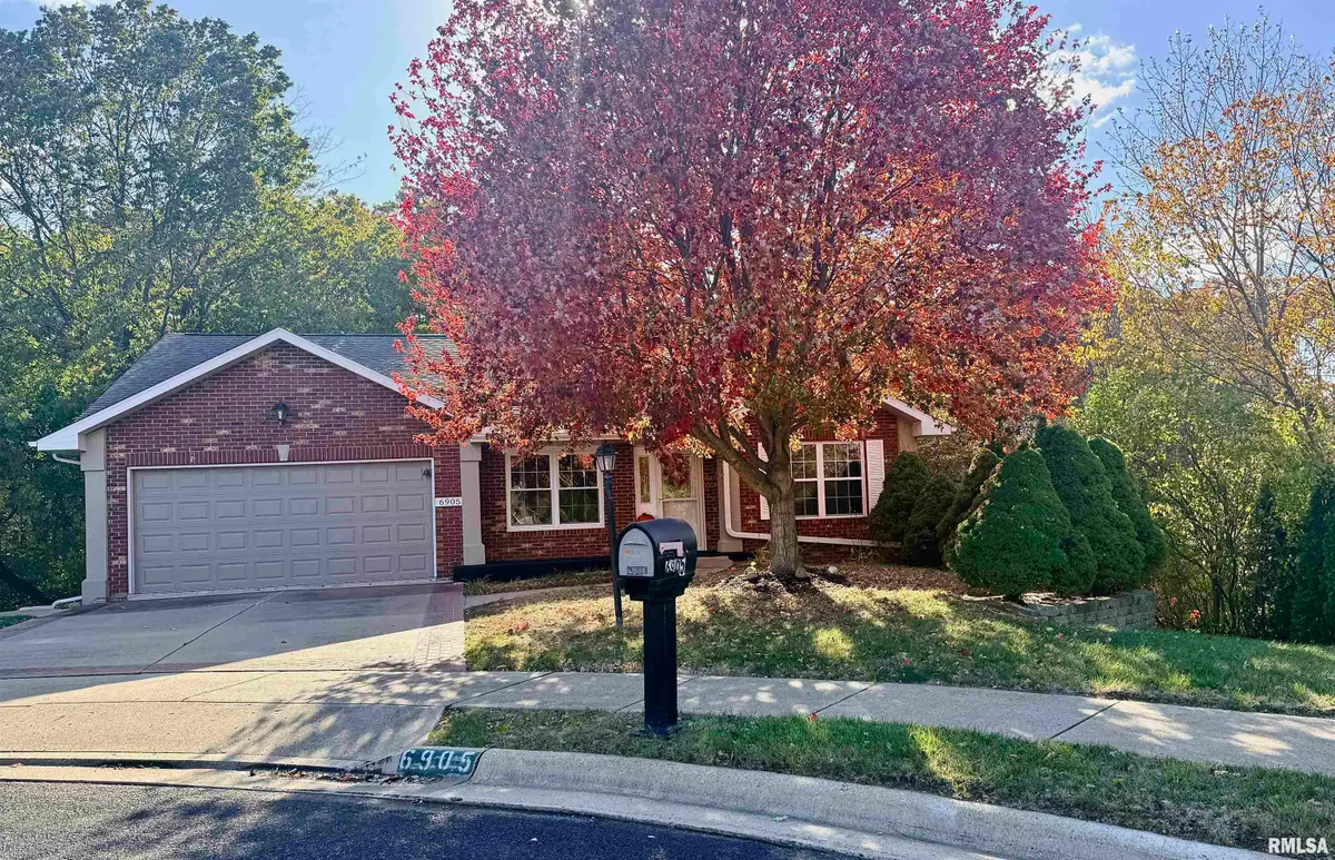 6905 N Flagstone Court, Peoria, IL 61615 - Image #1