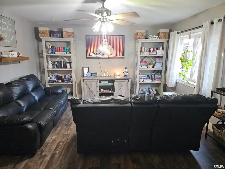 1612 Koch Street, Pekin, IL 61554 - Image #3