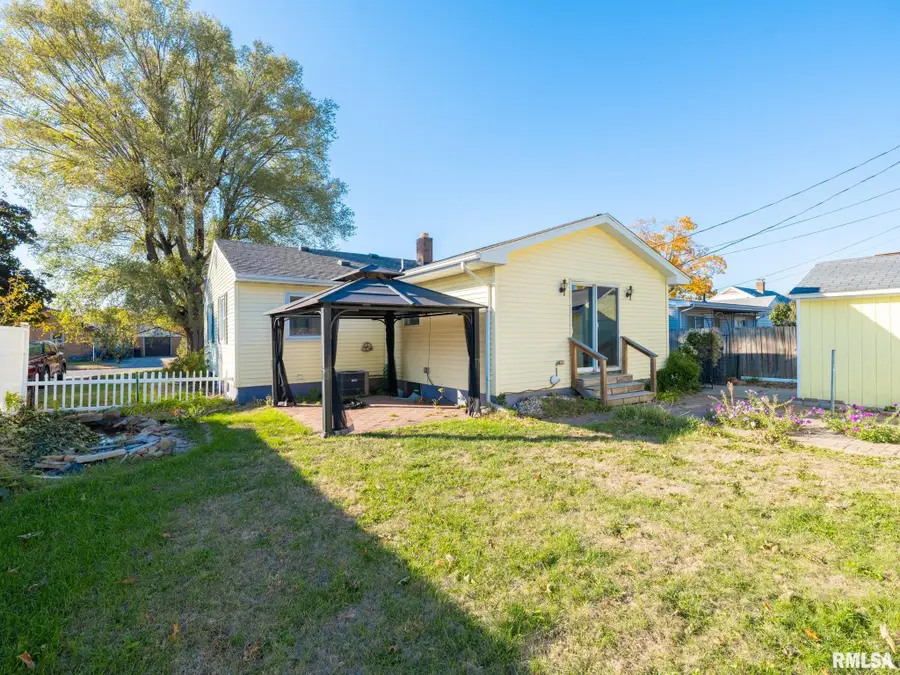 1410 N Capitol Street, Pekin, IL 61554 - Image #2