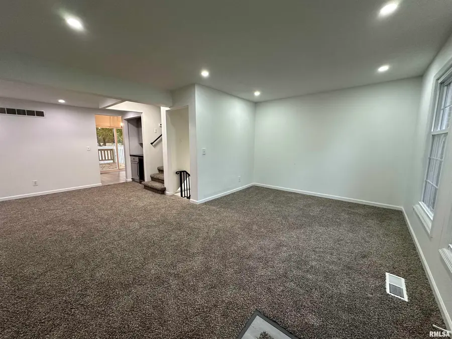 40 N Yorktown Road, Macomb, IL 61455 - Image #2