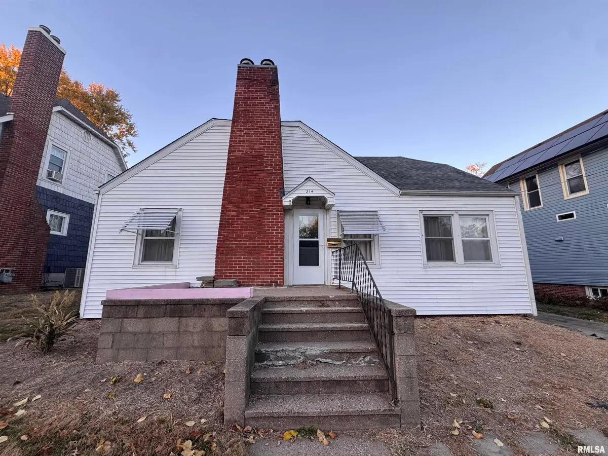 214 W Mcdonough Street, Macomb, IL 61455 - Image #1