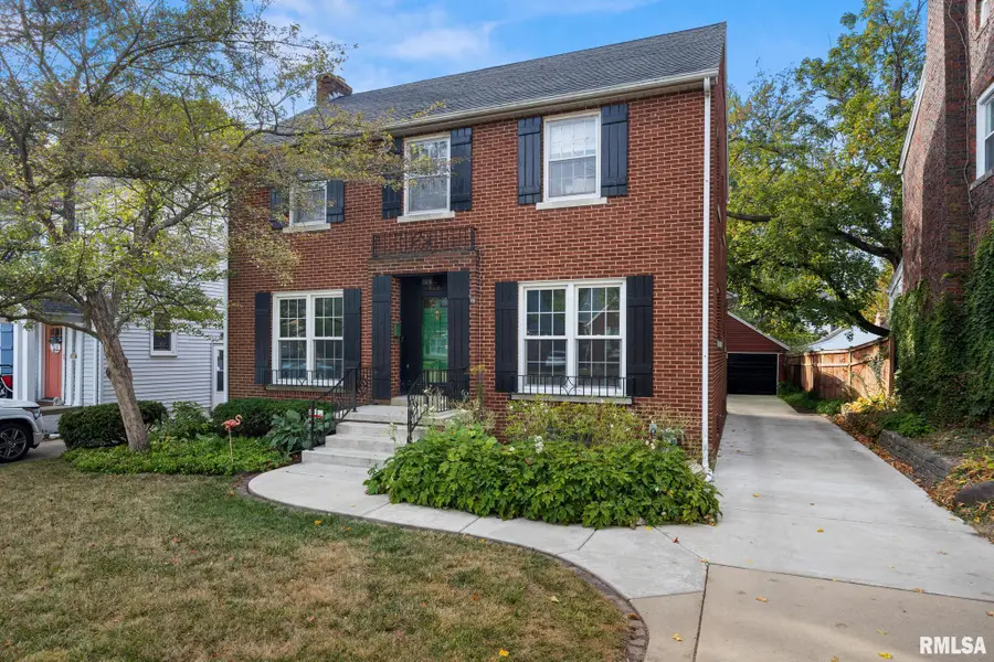 408 W Forrest Hill Avenue, Peoria, IL 61604 - Image #2