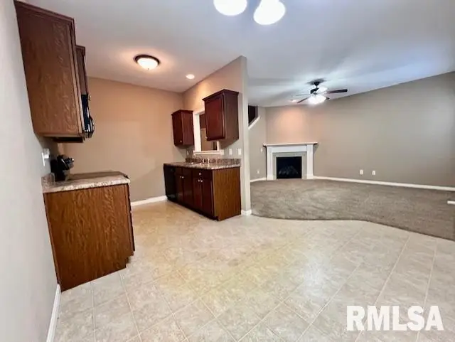 11217 N Oakwood Drive #33, Peoria, IL 61615 - Image #2