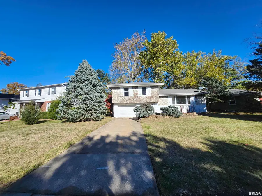 2715 W Huntington Drive, Peoria, IL 61614 - Image #3