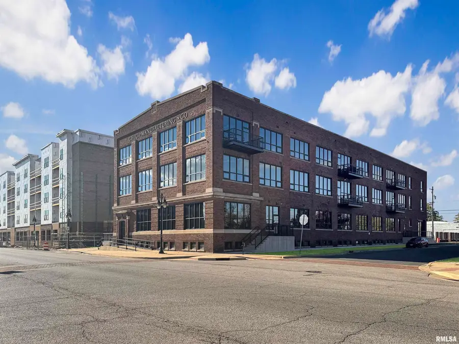 1001 SW Adams Street #307, Peoria, IL 61602 - Image #2