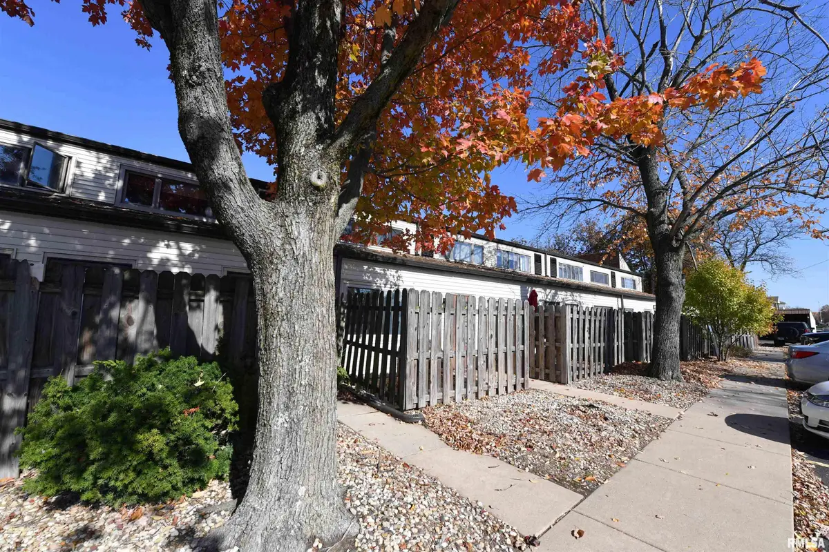 3107 W Willow Knolls Road #5A, Peoria, IL 61614 - Image #1