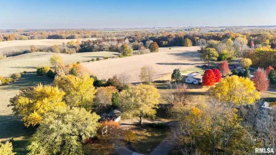 7266 Granada Drive, Delavan, IL 61734 - Image #3