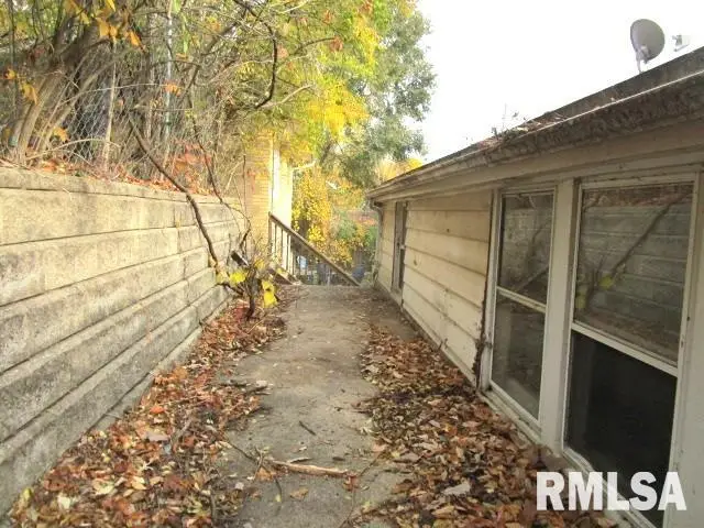 905 Meadow Avenue, East Peoria, IL 61611 - Image #3