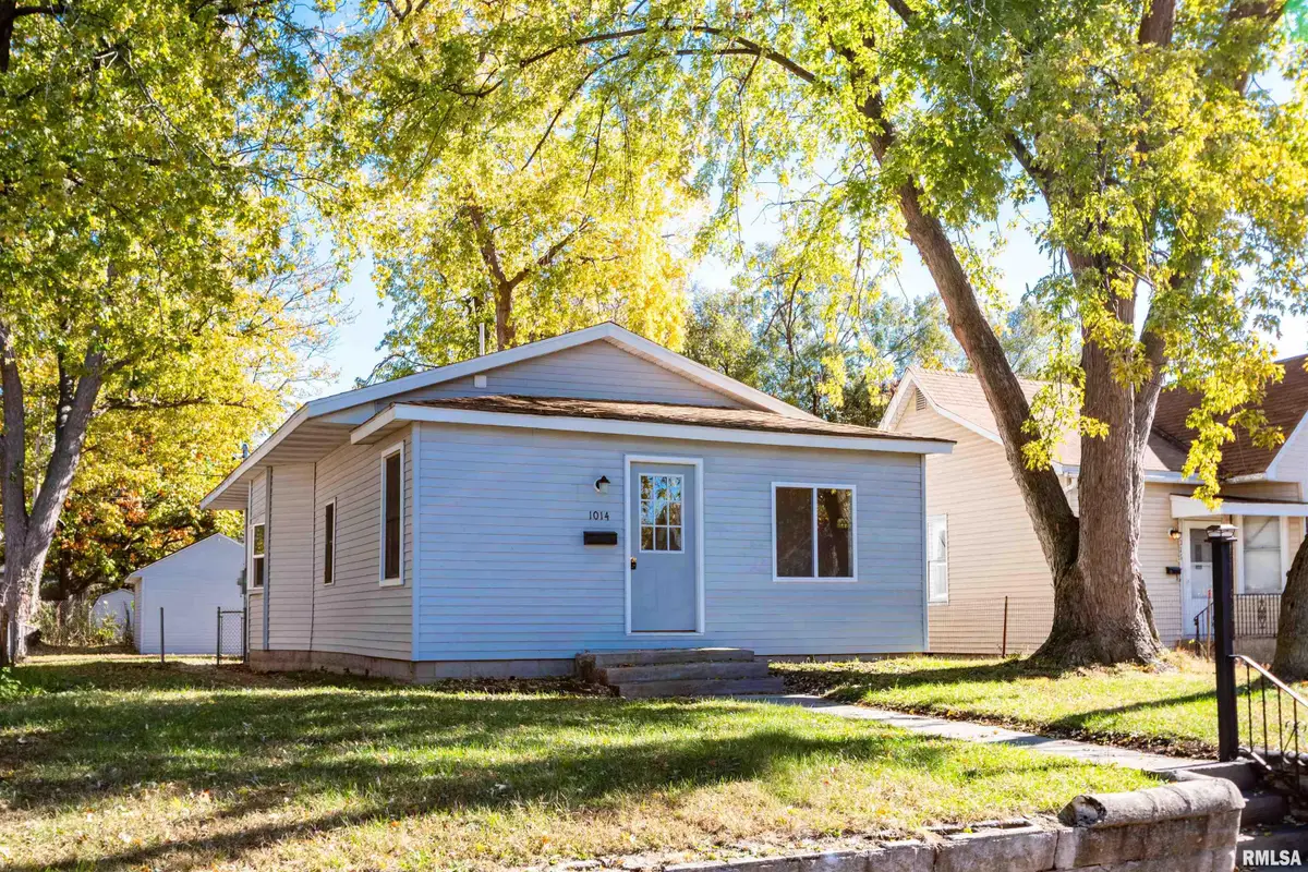 1014 S 3rd Street, Pekin, IL 61554 - #1