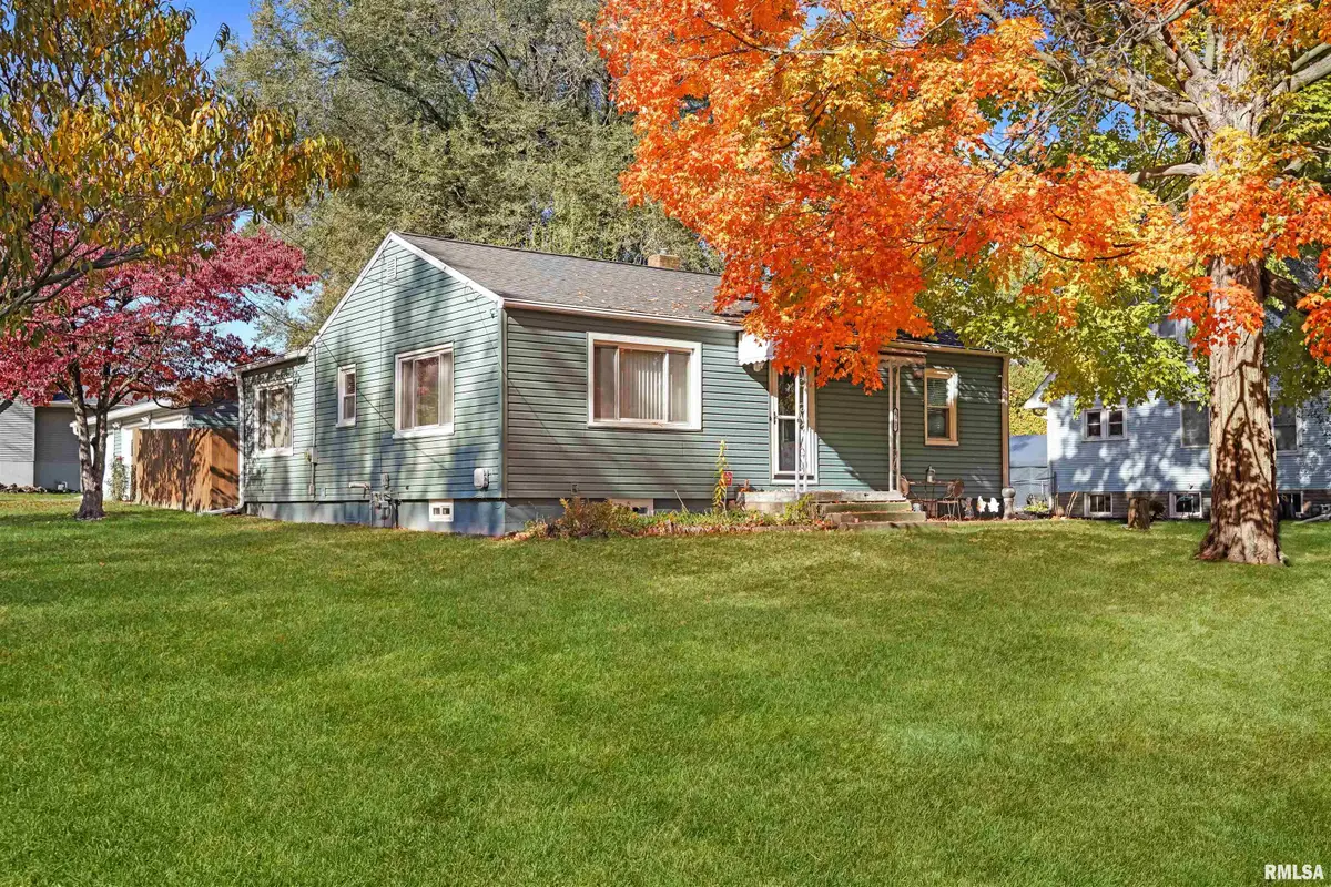 4031 S Ricketts Avenue, Bartonville, IL 61607 - #1