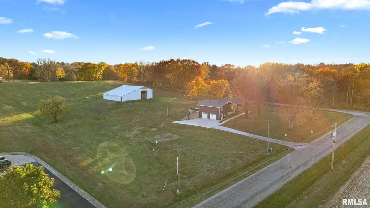 15945 Gresham Road, Mackinaw, IL 61755 - Image #1