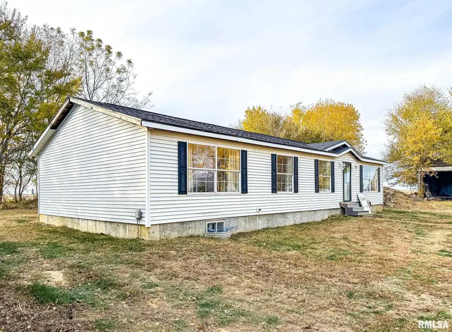 16881 Crum Road, Virginia, IL 62691 - Image #2