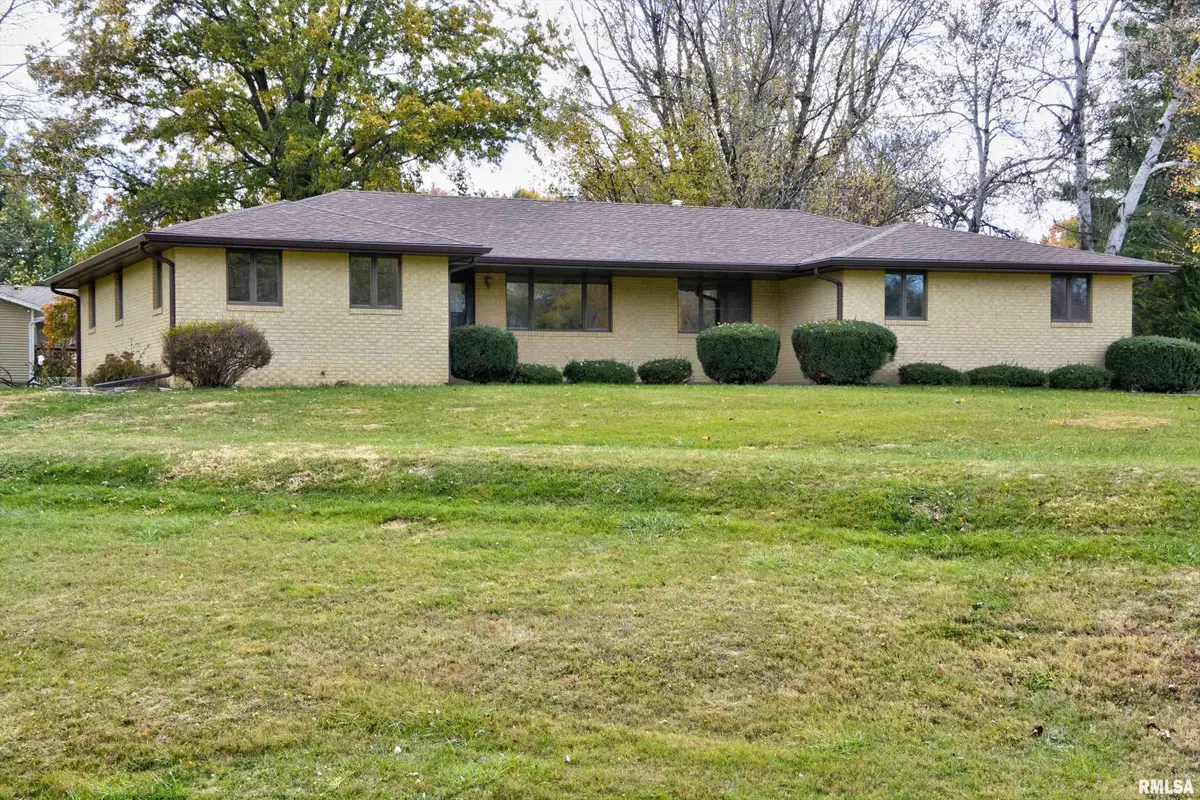 113 Valentine Place, Colchester, IL 62326 - Image #1