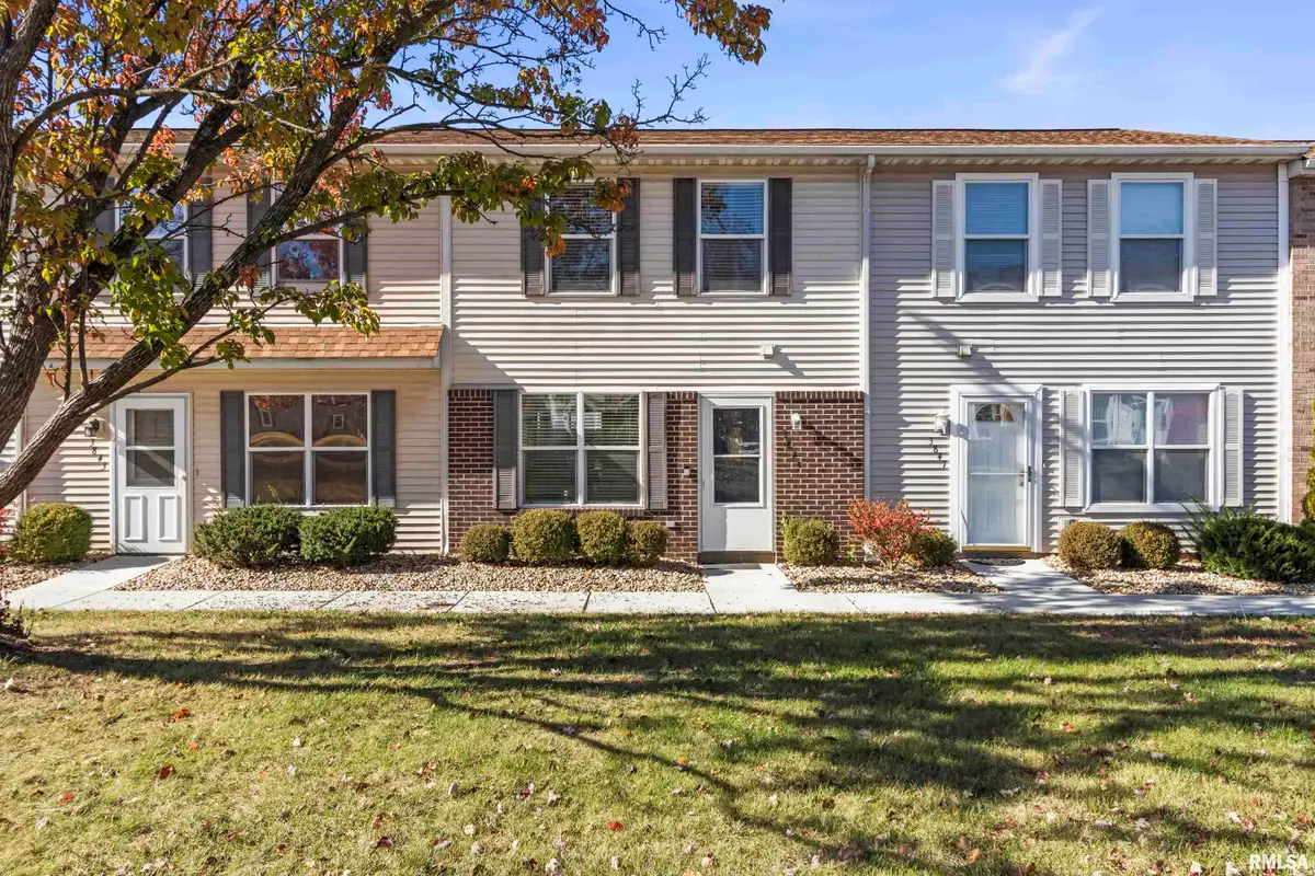 3845 W Palmyra Court, Peoria, IL 61604 - Image #1