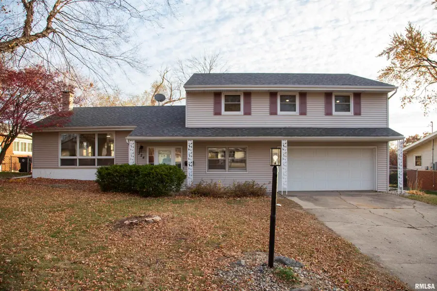 324 W Ivy Lane, Peoria, IL 61614 - Image #2