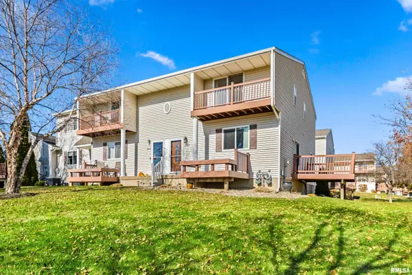 2228 S 2nd Avenue, Morton, IL 61550