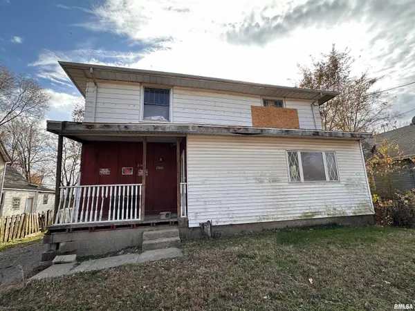 2302 W Krause Avenue, Peoria, IL 61605