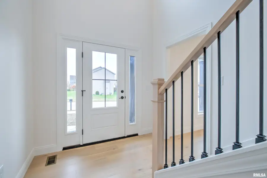 10520 N Trailview Drive, Dunlap, IL 61525 - Image #3