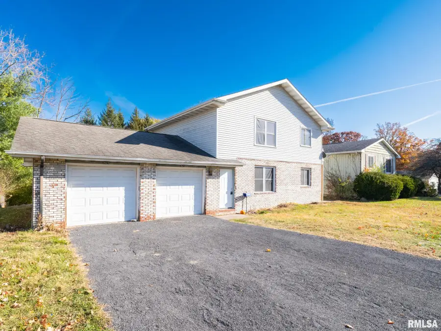 3621-3623 W Richwoods Boulevard, Peoria, IL 61604 - Image #2