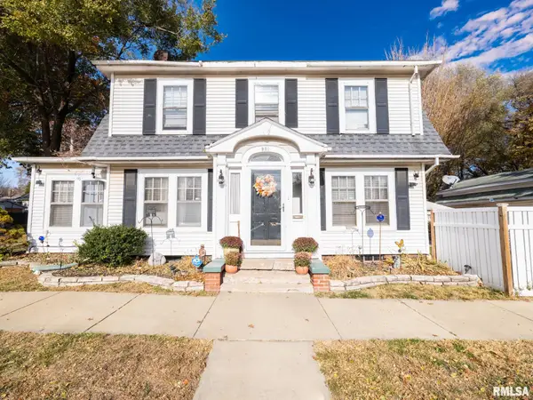 201 E Gift Avenue, Peoria, IL 61603-1743