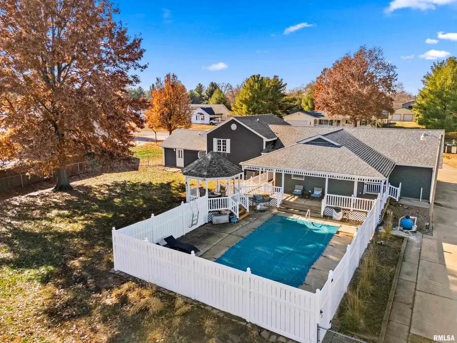 208 Country Drive, Green Valley, IL 61534 - Image #3