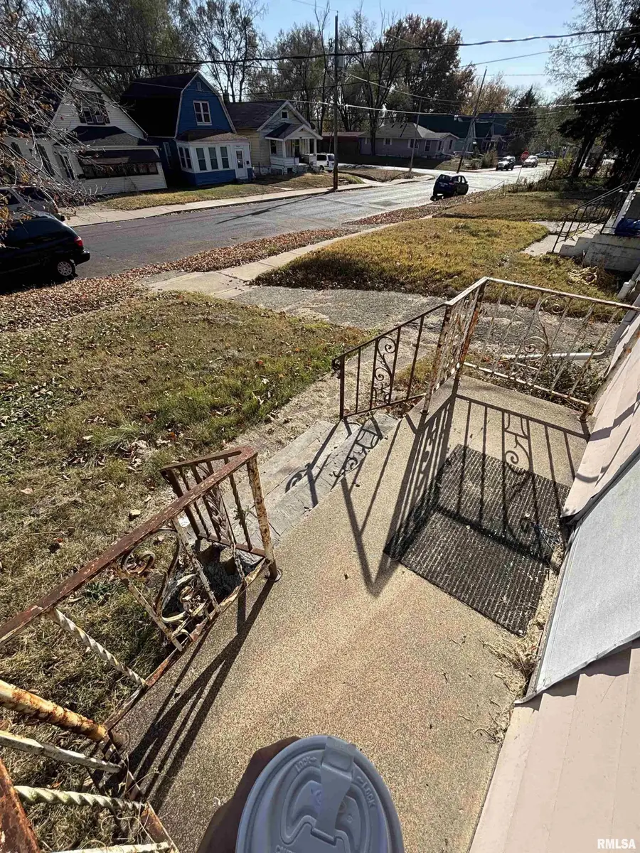 1529 S Arago Street, Peoria, IL 61605 - Image #2