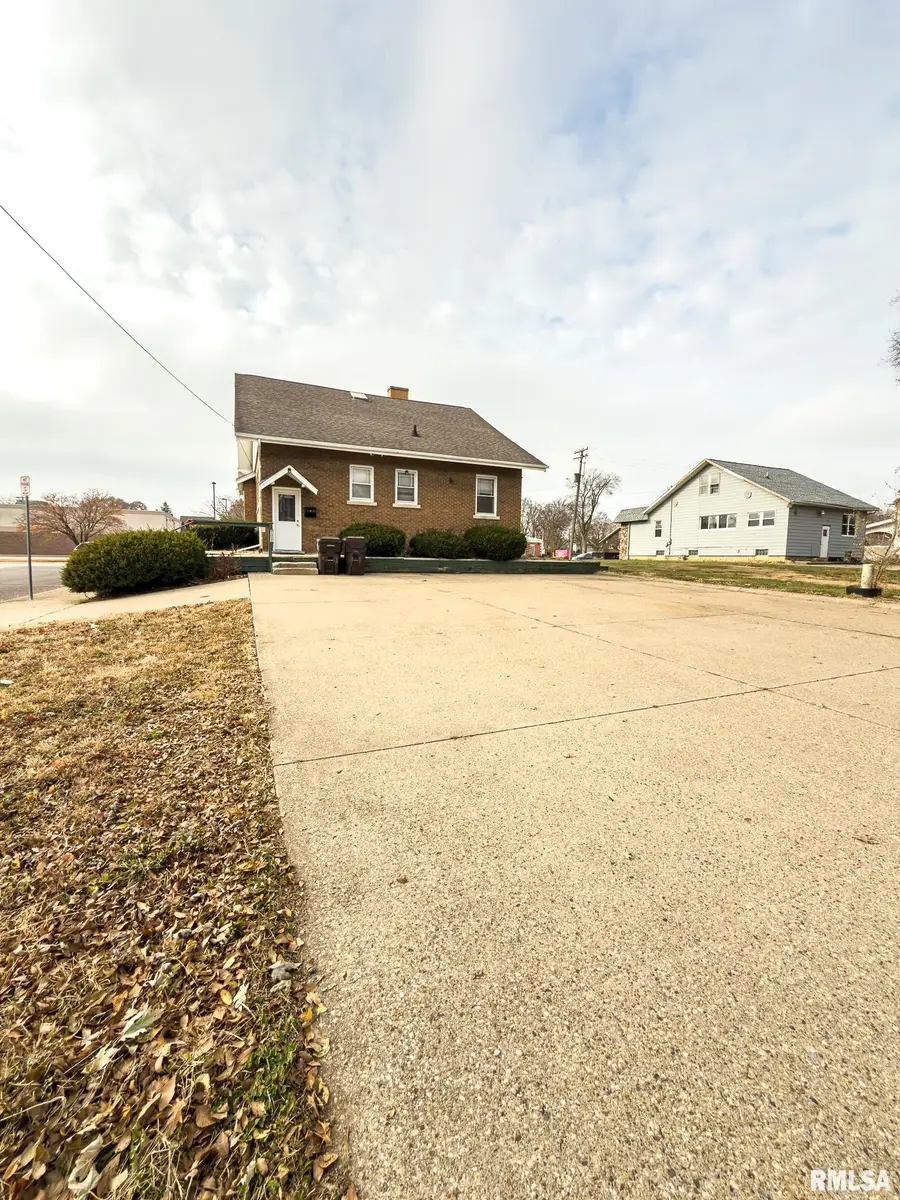 2600 N Knoxville Avenue, Peoria, IL 61604 - Image #3
