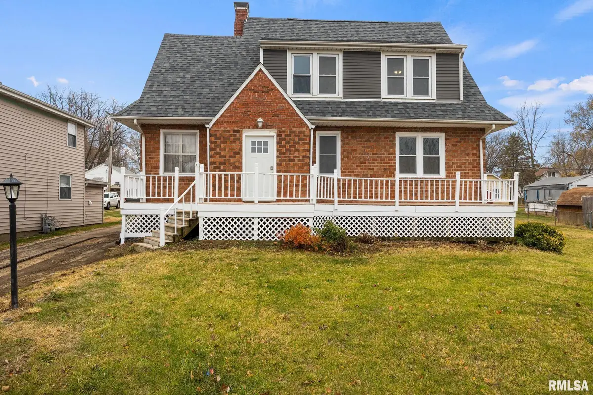 428 Roberts Street, Creve Coeur, IL 61610 - Image #1