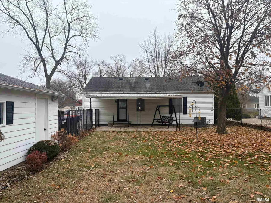 2135 W Harper Terrace, Peoria, IL 61604 - Image #2