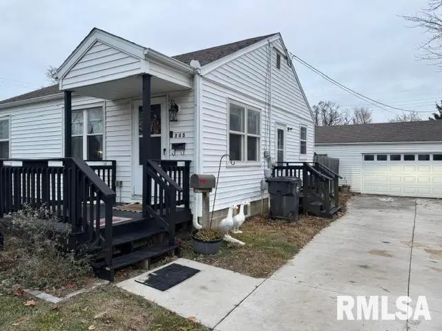 345 N 11th Avenue, Canton, IL 61520 - Image #2