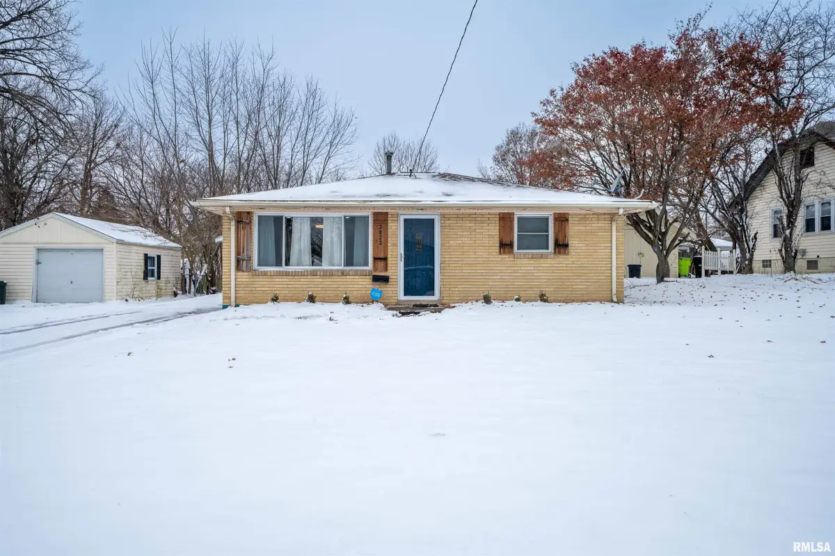 3023 N Golf Drive, Peoria, IL 61604 - Image #1