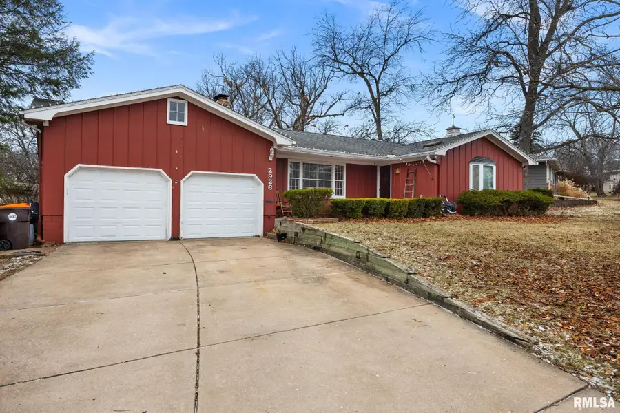 2926 W Parkwood Drive, Peoria, IL 61614 - Image #2