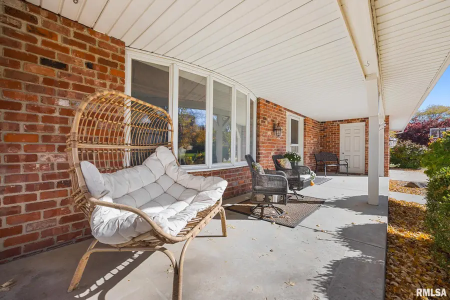 73 Hickory Ridge Drive, Morton, IL 61550 - Image #3